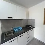 Vlora Rest House